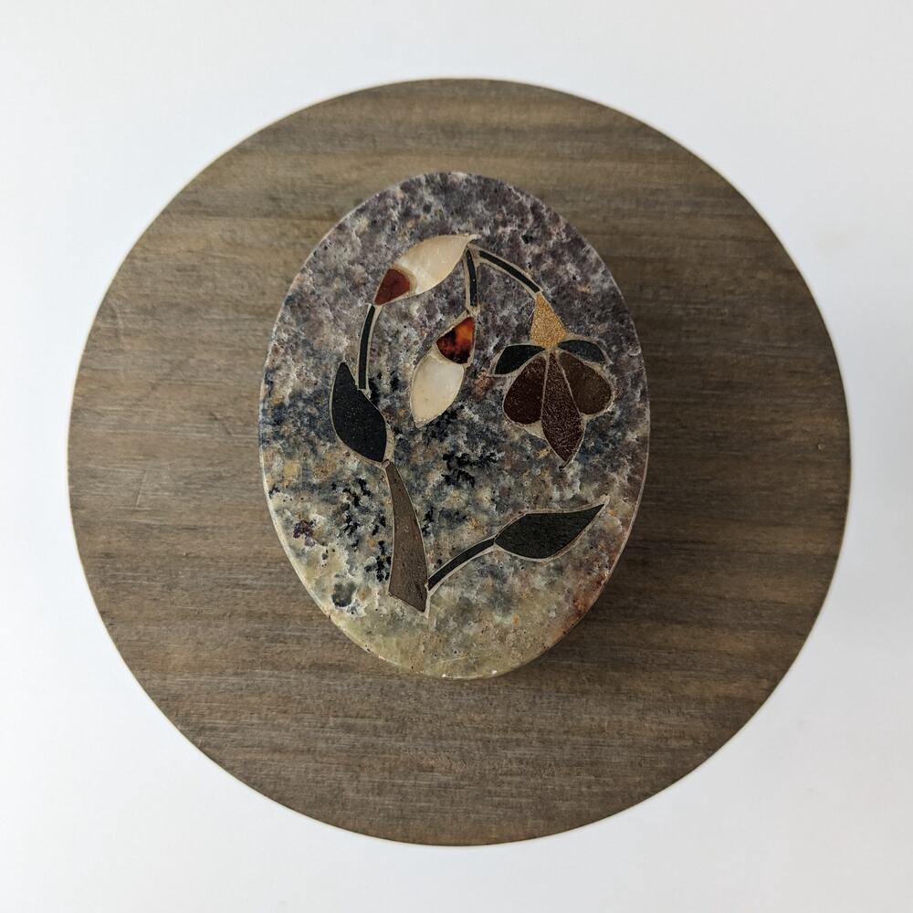 Soapstone Inlay Shell Trinket Box Jewelry Floral Vintage Vanity Oval Unique Gift